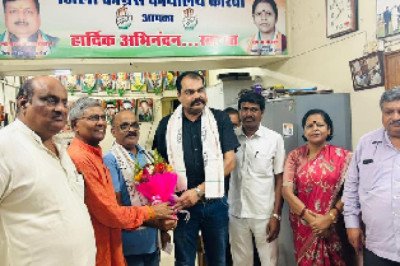 वरिष्ठ नेता रमेश जायसवाल एवं अनिल द्विवेदी की पुनः कांग्रेस वापसी ……..राजस्व मंत्री ने किया दोनों का स्वागत
