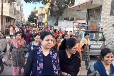 कोरबा: महाराणा प्रताप नगर से निर्दलीय प्रत्याशी आशा जायसवाल की महारैली, स्थानीय लोगों का मिला समर्थन