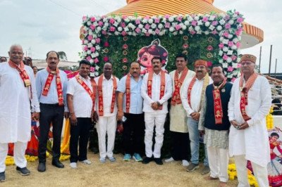 धन्य हुआ कोरबा जो गौधाम कनबेरी में भव्य रूप से गोपाष्टमी पर्व का आयोजन हुआ,,, जनसमूह का भक्ति भाव दिखा वो गजब का था