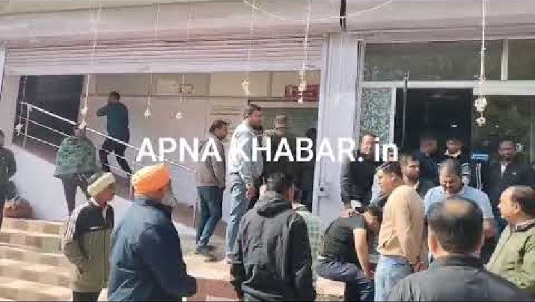 बिग ब्रेकिंग न्यूज़.देखिये विडियो.. कटघोरा क्षेत्र में दिनदहाड़े BJP नेता अक्षय गर्ग की हत्या,जिले भर में सनसनी……