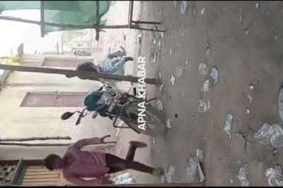 देखिए लाइव विडियो,,सर पर बोतल फोड़ते नजर आए 2 गुट के युवक, इस शराब दुकान में हुआ जम कर बबाल,,