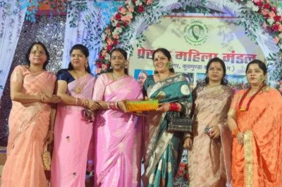 कुसमुंडा प्रेरणा महिला मंडल ने मनाया महिला दिवस..