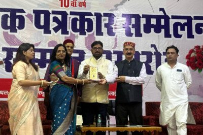 कोरबा की समाज सेविका आभा दुबे क़ो किया गया सम्मानित,,