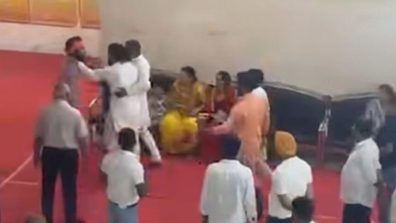 बिग ब्रेक कोरबा,,,कैसे बसंत अग्रवाल बिगाड़ रहा है माहौल,बेवजह उलझा कार्यकर्ता से,तब उसने भी दिया करारा जवाब