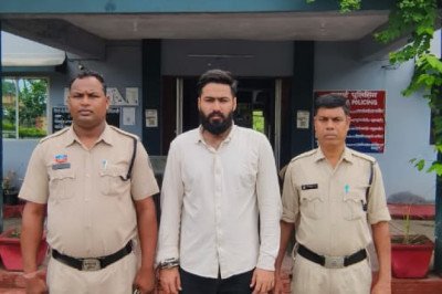 बिग ब्रेकिंग कोरबा : मीरा रिसोर्ट में जन्मदिन मनाने के बाद हुए हत्या के मामले में मुख्य आरोपी गिरफ्तार,,, कौन है तुषार ढांडा , बोलेरो कैंपर भी जब्त